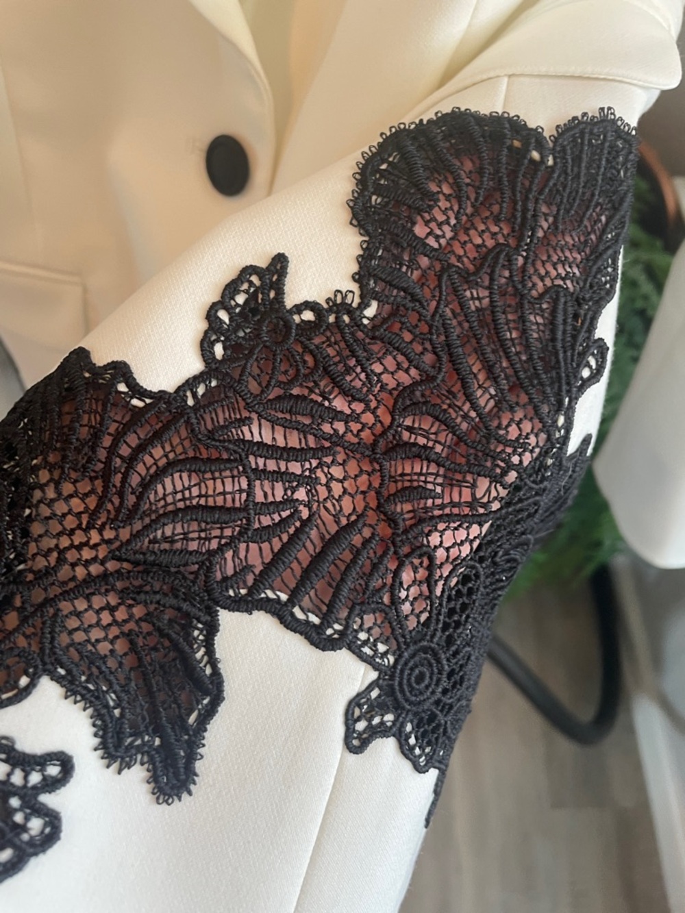 White Women's Tailored Blazer with Black Appliqué - Picture 3 of 10